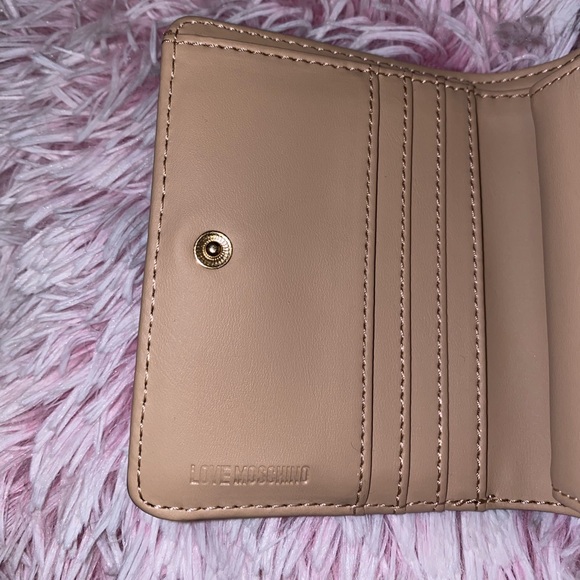 Love Moschino Quilted Faux Leather Bi-Fold Wallet - Picture 4 of 5